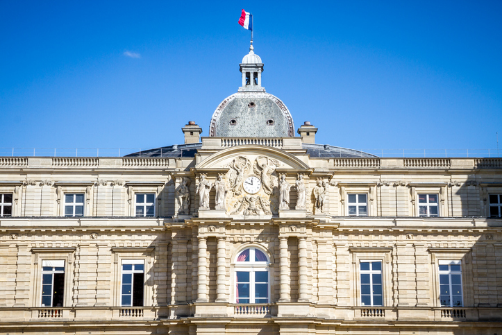 iStock Senat facade
